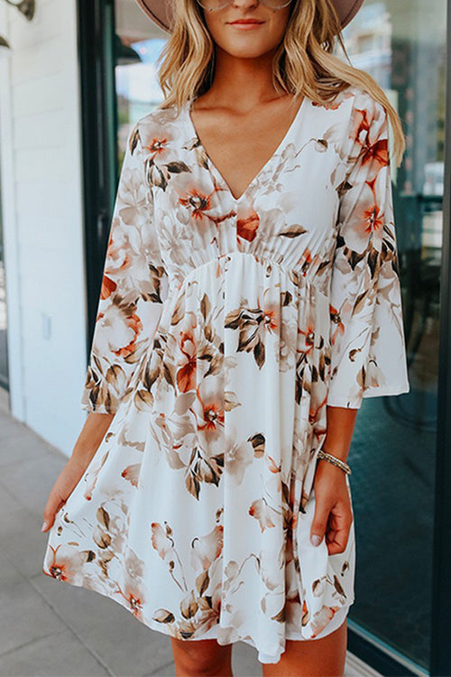 Karladress V Neck Bell Sleeves Printed Swing Dress