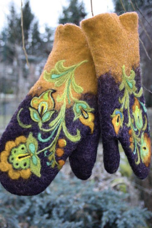 Karladress Christmas Gift Embroidery Mittens(5 Colors)