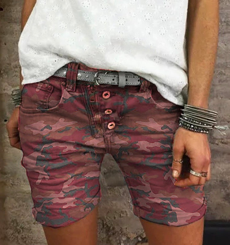 Karladress Elastic Waist Buttons Skinny Camo Shorts