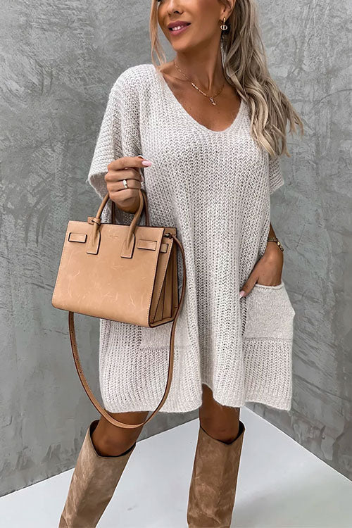 Karladress Oversized V Neck Short Sleeves Pocketed Poncho Sweater