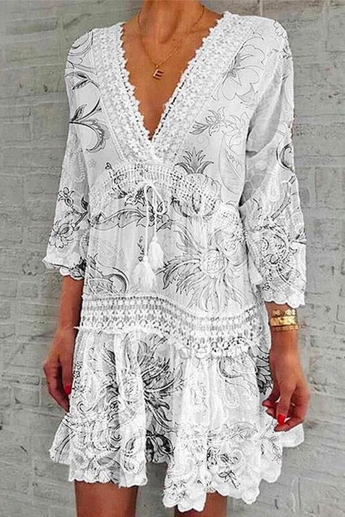 Karladress V Neck Lace Trim Tassel Swing Dress